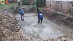 budowa basenu płyta