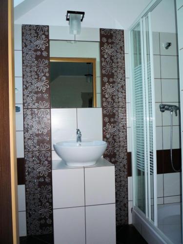 APARTAMENTY (nr 2)
