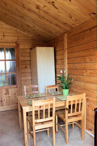 DOMKI PARTEROWE 4-OS. (nr 8)